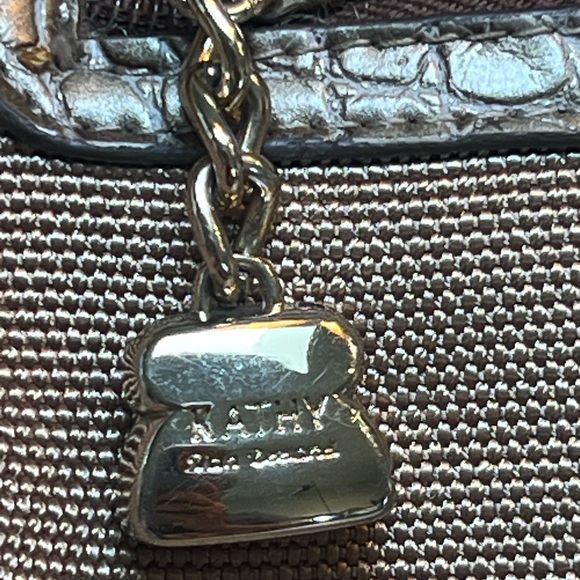 Kathy Van Zeeland Gold Jewel Embellished Shoulder Bag - Picture 6 of 15